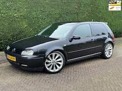 Volkswagen Golf - 1.6-16V Sportline /CRUISE/AIRCO/LAGEKM/RIJDTGOED/