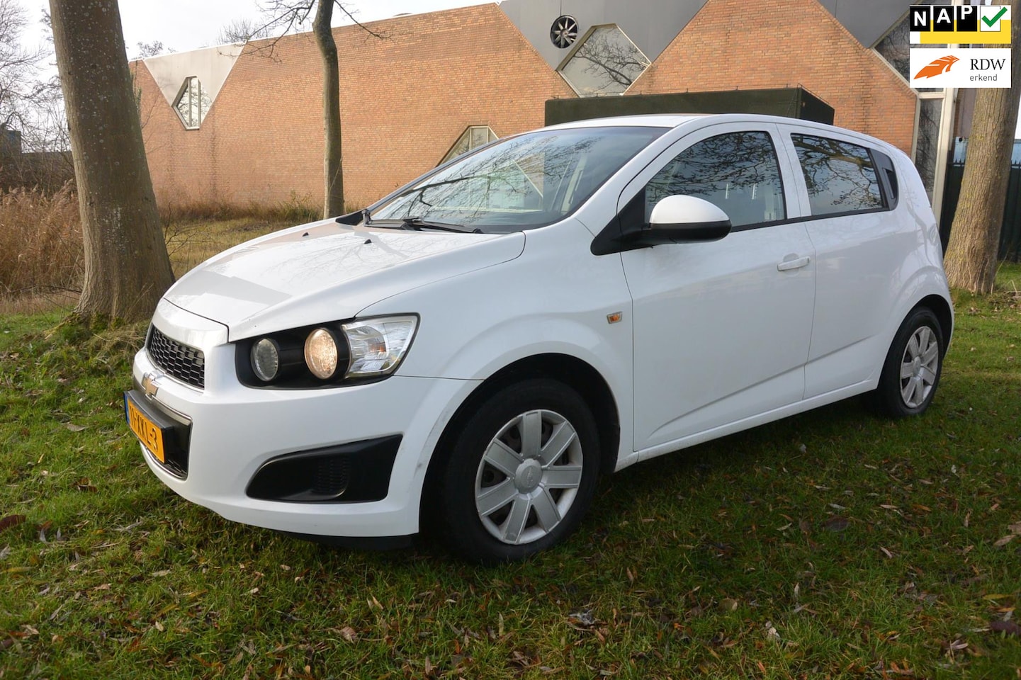 Chevrolet Aveo - 1.3D LT*airco*cruise*1ste eigenaar - AutoWereld.nl