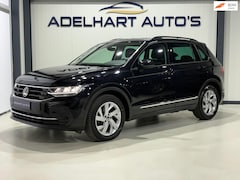 Volkswagen Tiguan - 1.5 TSI Life 150 PK / Navigatie full map / Adaptive Cruise / Climate control / etc