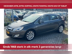 Opel Astra - 1.4 Turbo Cosmo 120PK NL AUTO NAP 2e EIGENAAR CRUISE l TREKHAAK l LEER l AIRCO l PDC DEALE