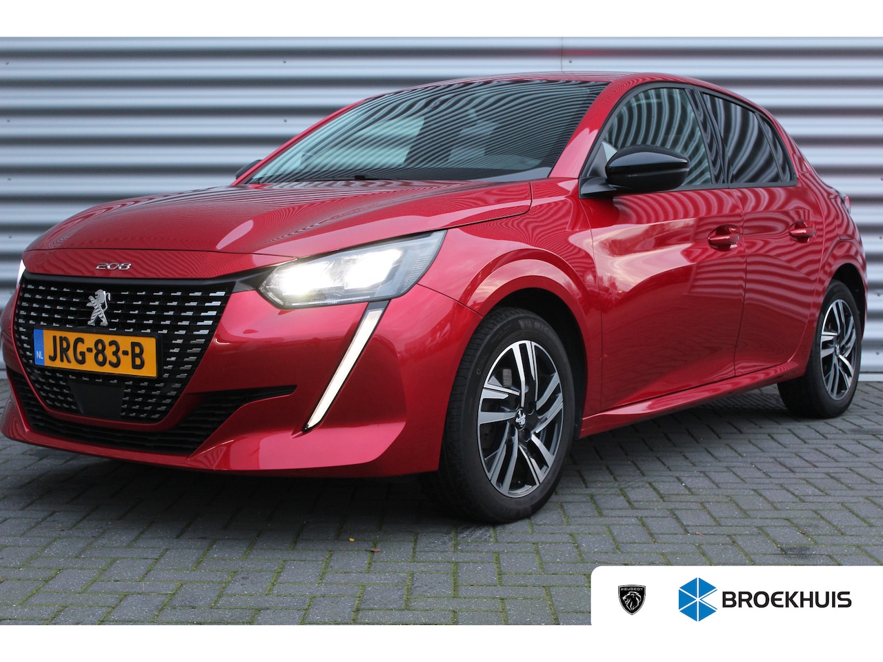 Peugeot 208 - 1.2 PURETECH 100PK ALLURE PACK / NAVI / LEDER / CLIMA / FULL-LED / PDC / CAMERA / 16" LMV - AutoWereld.nl