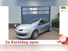 Renault Clio - | 1.2-16V Expression | Airco | Open dak | Dubbele panorama dak |