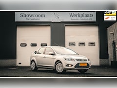 Ford Focus - 1.6 Titanium Bluetooth PDC Cruise Trekhaak