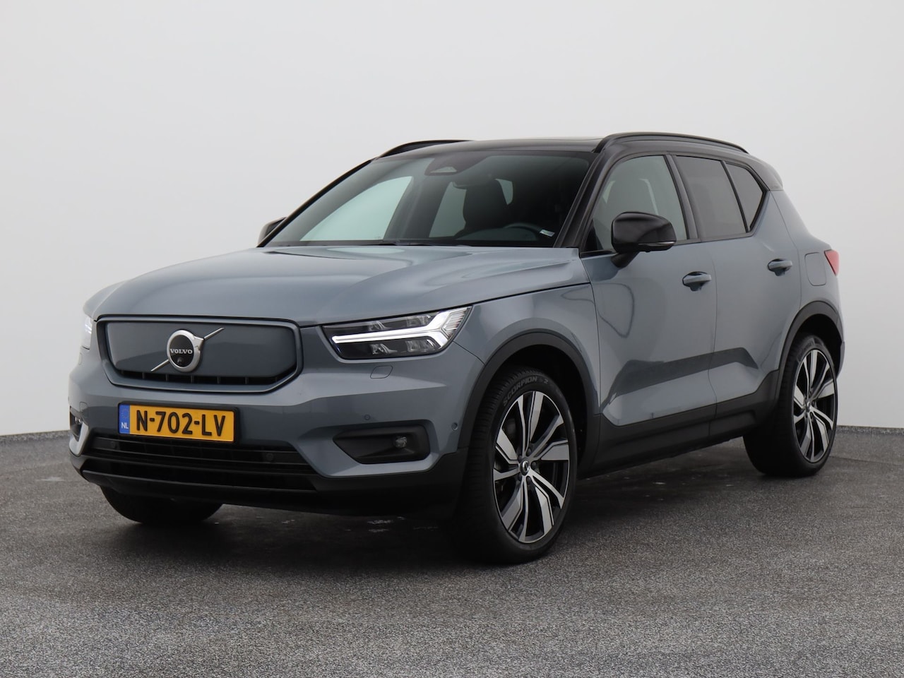 Volvo XC40 - Recharge P8 AWD Twin Pro | PANO | 360° | ADAPTIVE | H&K | STOEL- EN STUURVERW. - AutoWereld.nl