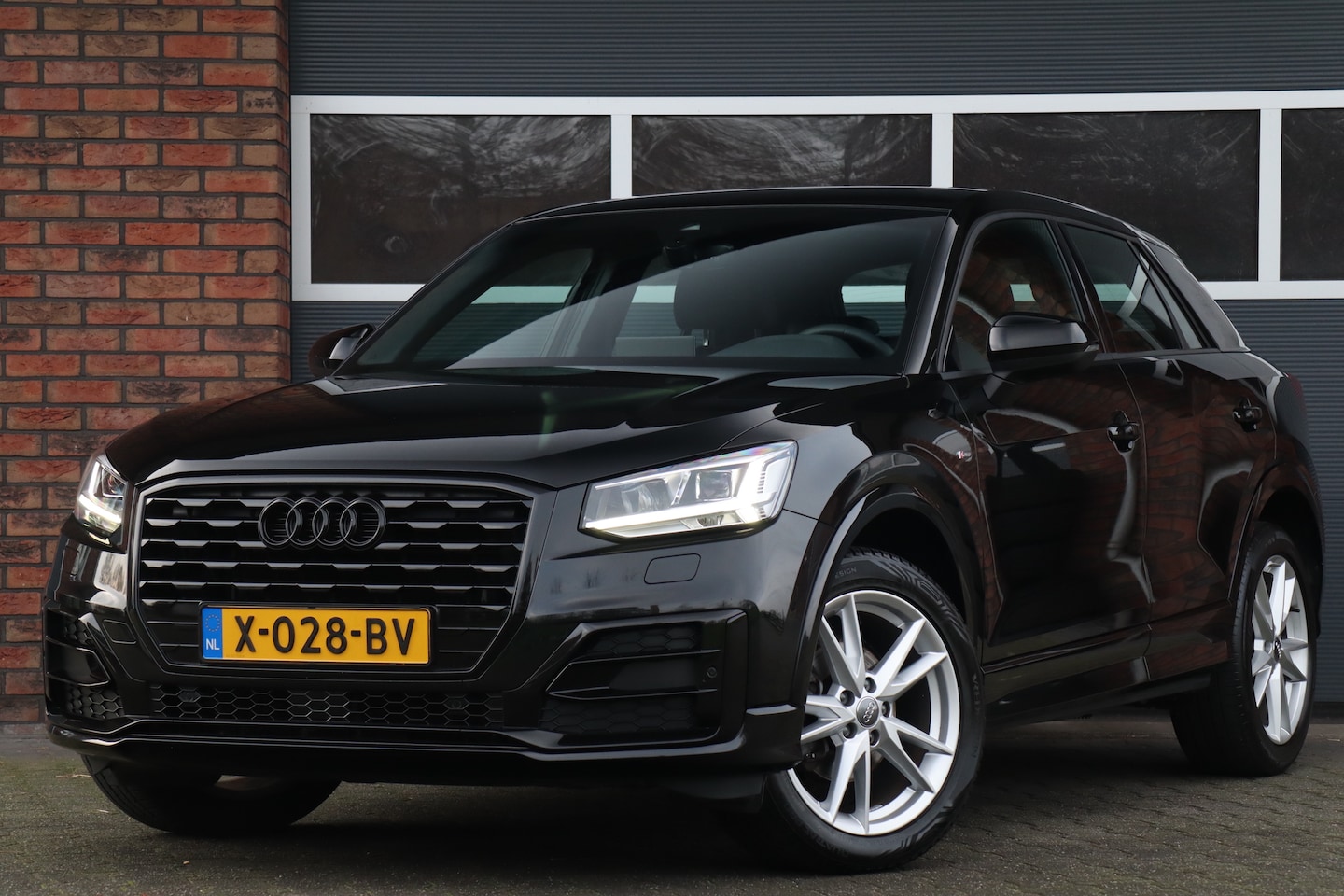 Audi Q2 - 35 TFSI S Edition Acc, Sfeer, trekhaak - AutoWereld.nl