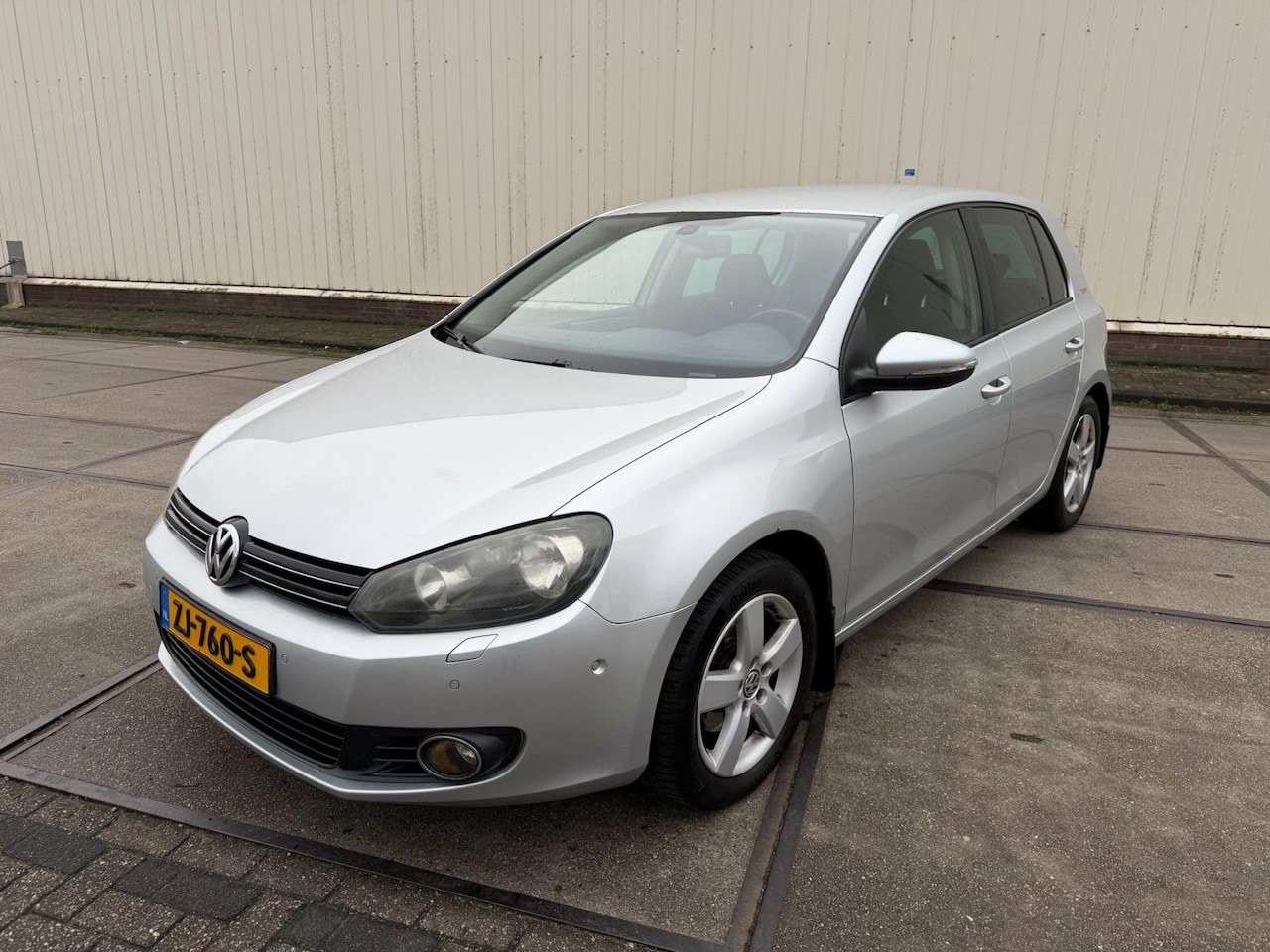 Volkswagen Golf - 1.2 TSI Highline BlueMotion 1.2 TSI Highline BlueMotion - AutoWereld.nl