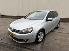 Volkswagen Golf - 1.2 TSI Highline BlueMotion