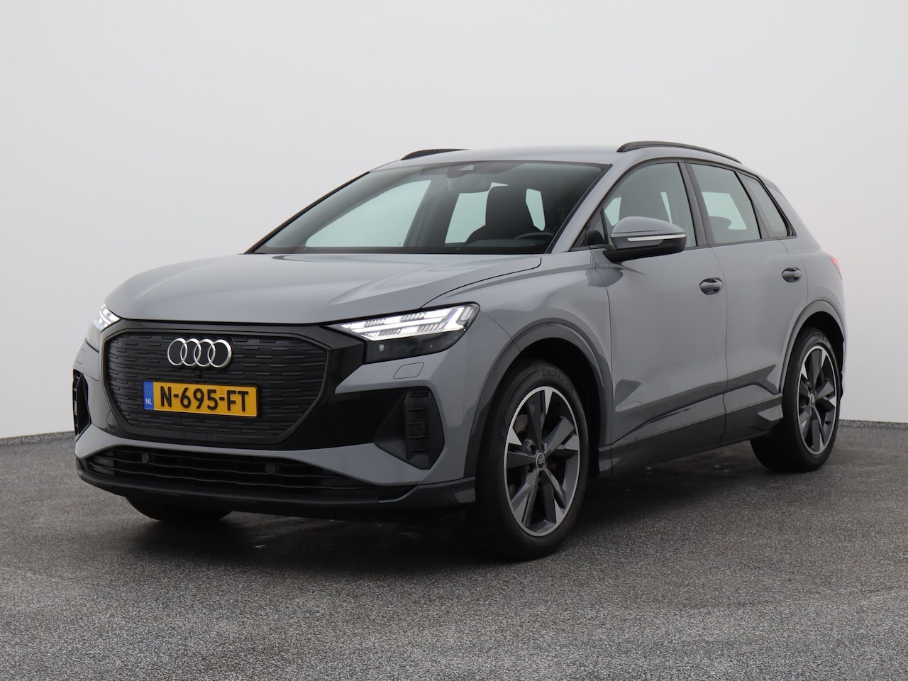 Audi Q4 e-tron - 35 Launch edition Advanced 55 kWh | STOELVERW | KEYLESS - AutoWereld.nl