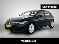 Volkswagen Golf - 1.0 TSI Life 110 PK | Navigatie | Adaptive Cruise Control | Climate Control | LED | Lichtm