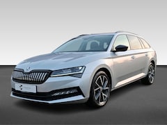 Skoda Superb Combi - 1.4 TSI PHEV 217pk Style Black Pack | STOEL EN STUUR VERW | CARPLAY | LED
