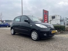 Hyundai i10 - 1.1 Pure | Airco | 5 deurs | Mistlamp achter | Winterbanden en Zomerbanden