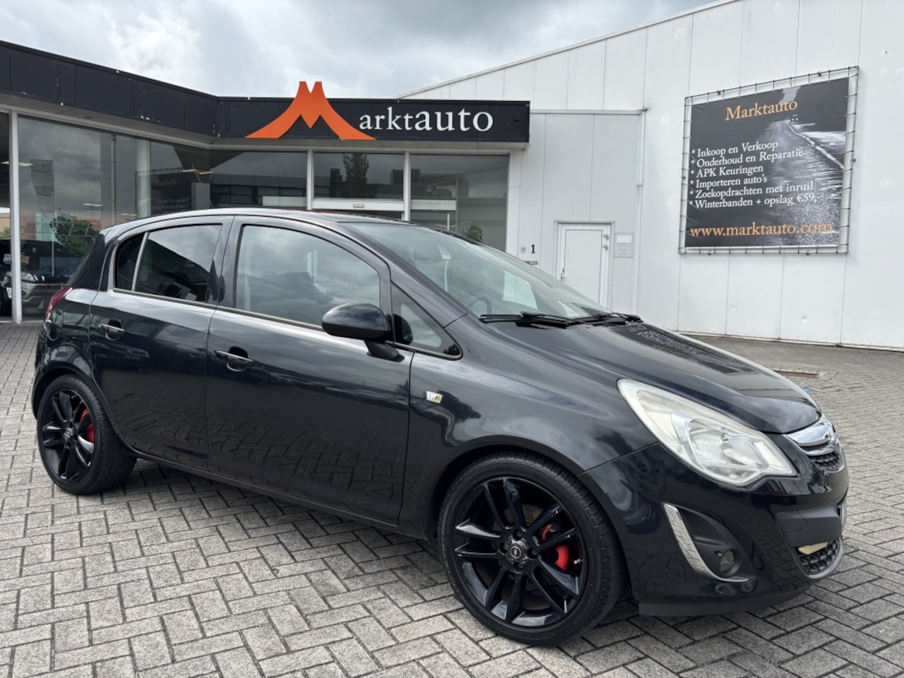Opel Corsa - 1.2-16V Ann. Edition Cruise Airco - AutoWereld.nl