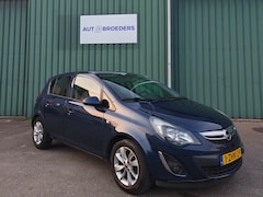 Opel Corsa - 1.2-16V Design Edition NIEUWE DISTRIBUTIEKETTING - AIRCO - LM VELGEN