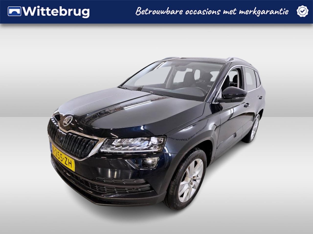 Skoda Karoq - 1.5 TSI ACT Business Edition Plus / AUTOMAAT/ CAMERA/ PARK. SENSOREN/ CLIMA/ NAVI/ 17" LMV - AutoWereld.nl