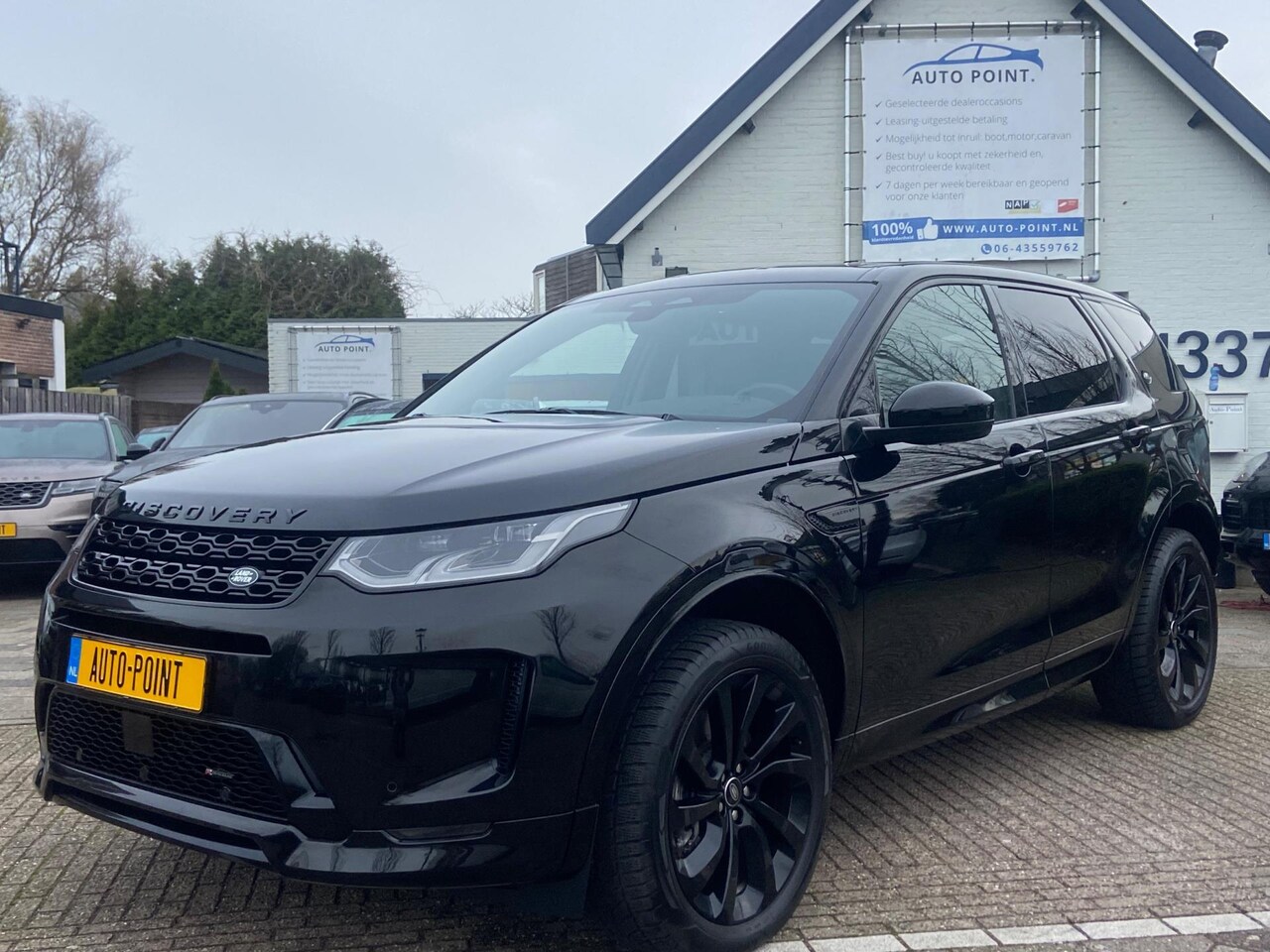 Land Rover Discovery Sport - P300E 1.5 R-DYNAMIC 30230KM!/NAVI/CAMERA/MATRIX - AutoWereld.nl