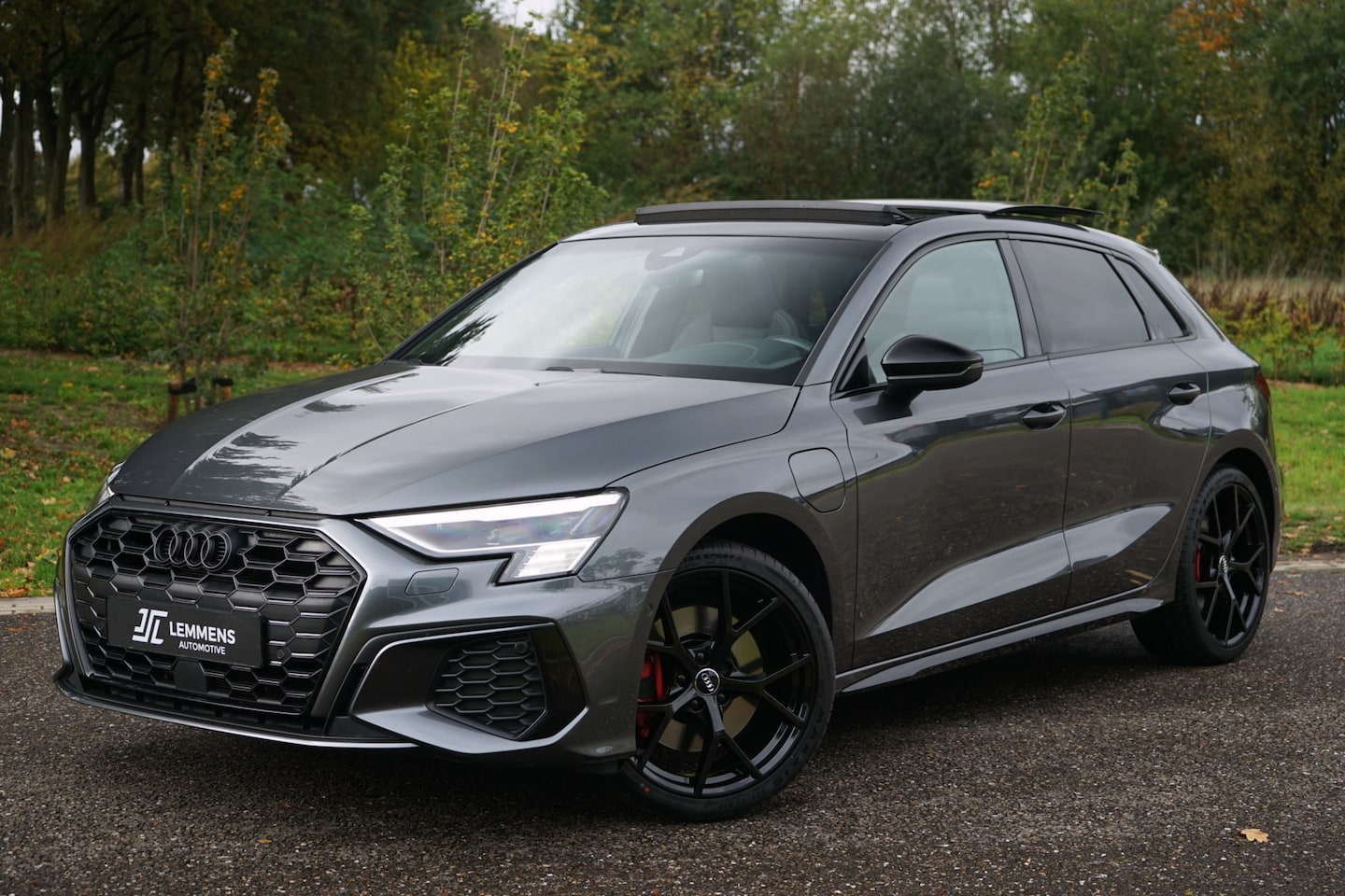 Audi A3 Sportback - 45 TFSI e S-line 245PK Panodak RS-Stoel Matrix Sfeerv. ACC Carplay - AutoWereld.nl