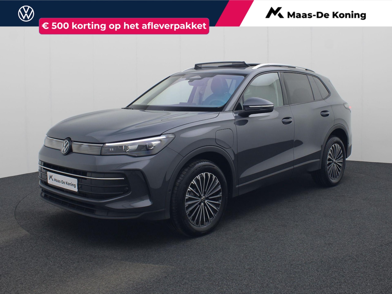 Volkswagen Tiguan - 1.5eHybrid 150kW/204PK Life Edition · Panoramadak · Camera + Parkeersensoren · Trekhaak · - AutoWereld.nl