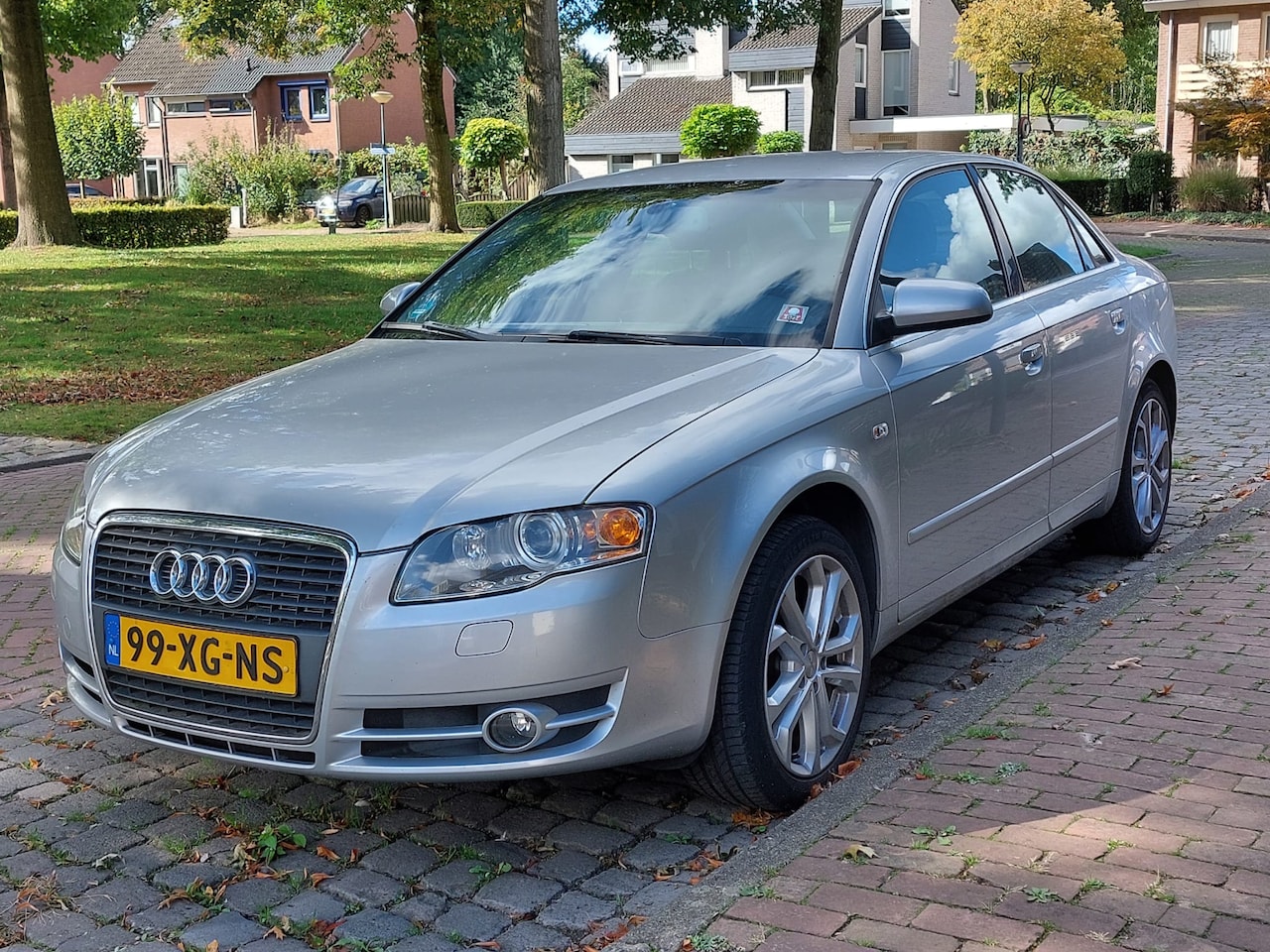 Audi A4 Limousine - 2.0 TFSI Pro Line Business 147 KW (200PK) - AutoWereld.nl