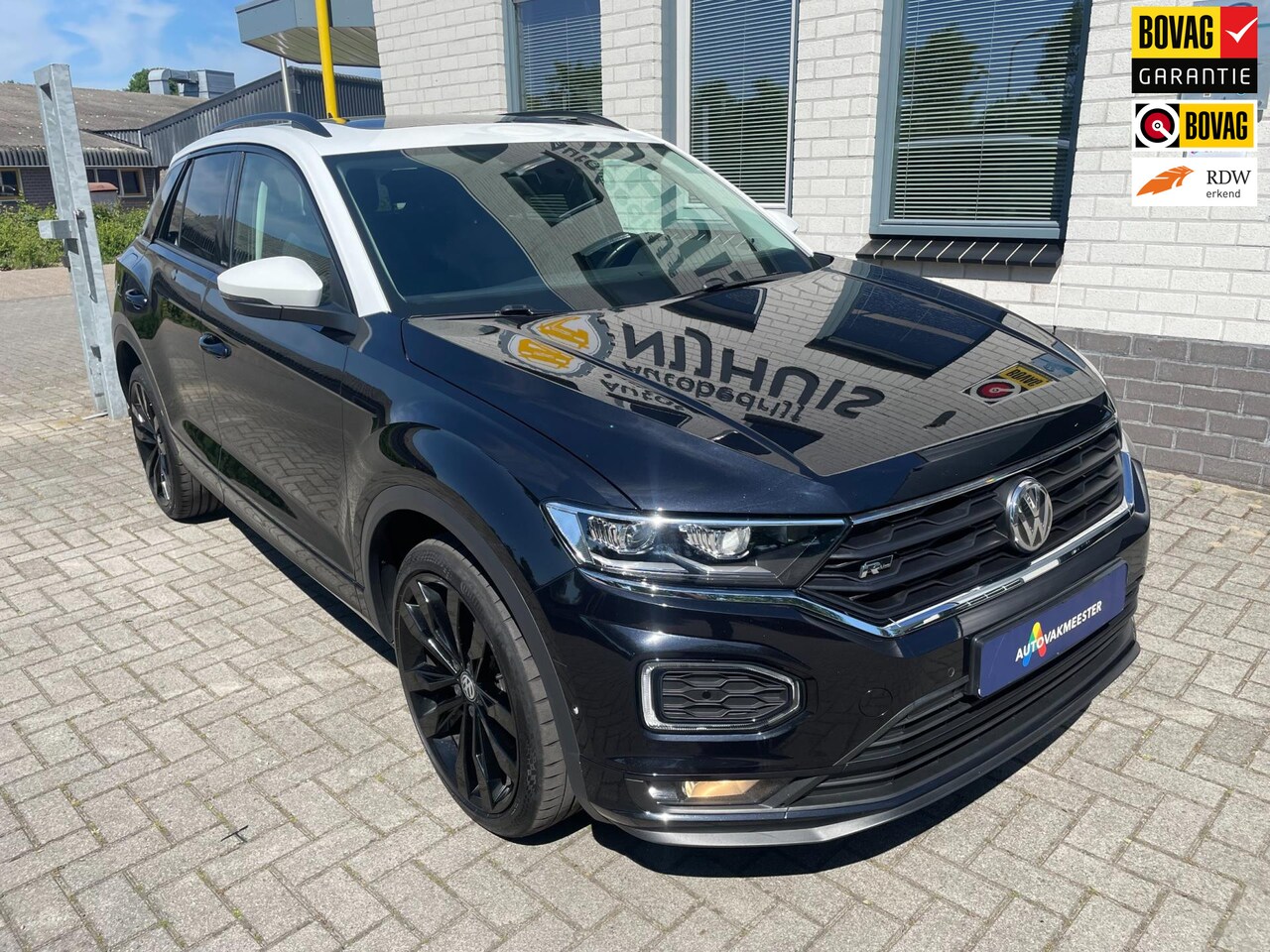 Volkswagen T-Roc - 1.5 TSI Sport Business R / R-Line / Aut. acht.klep / Add. Cruise / Clima / Telefoon / PDC - AutoWereld.nl
