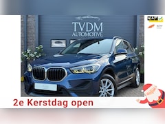 BMW X1 - SDrive18i High Executive|LEDER|NAV|STOELVERW|CAMERA|TREKHAAK