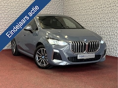 BMW 2-serie Active Tourer - ✅ 230E ✅ XDRIVE 326 PK M SPORT LED ELEK.KLEP CAMERA WEGKLAPBARE.TREKHAAK 05/2024 AWD 4X4 4