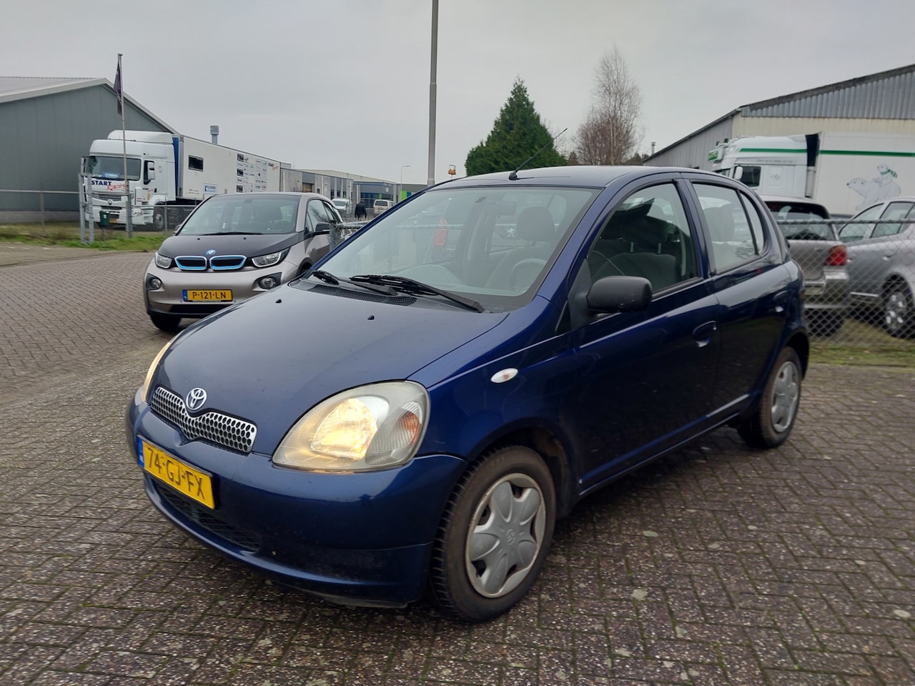 Toyota Yaris - 1.3-16V VVT-i Sol 1.3-16V VVT-i Sol - AutoWereld.nl