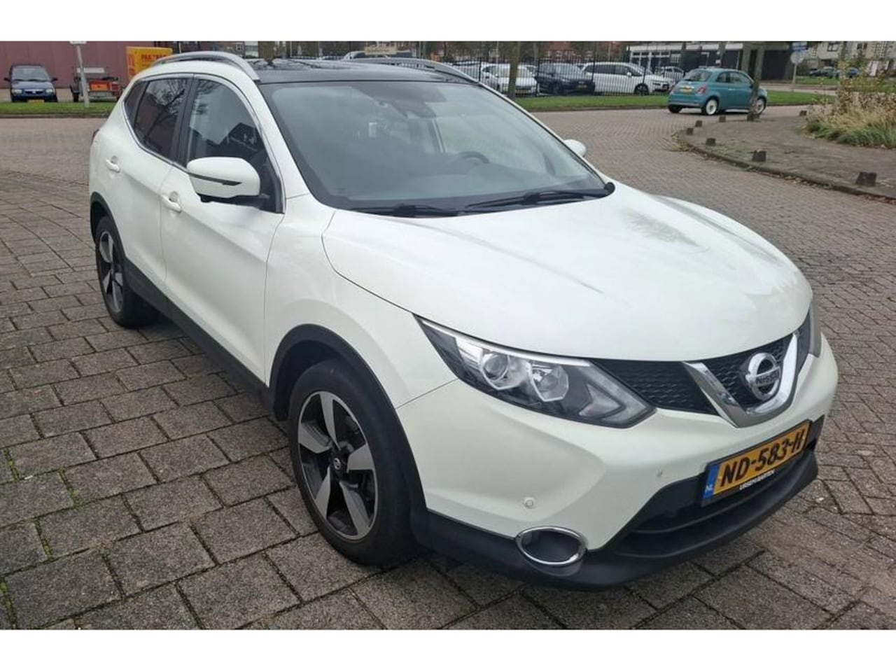 Nissan Qashqai - 1.2 N-Connecta NL-auto - AutoWereld.nl