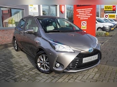 Toyota Yaris - 1.5 Hybrid Design / Camera / Cruise control / Climate Control / Bluetooth / Navi