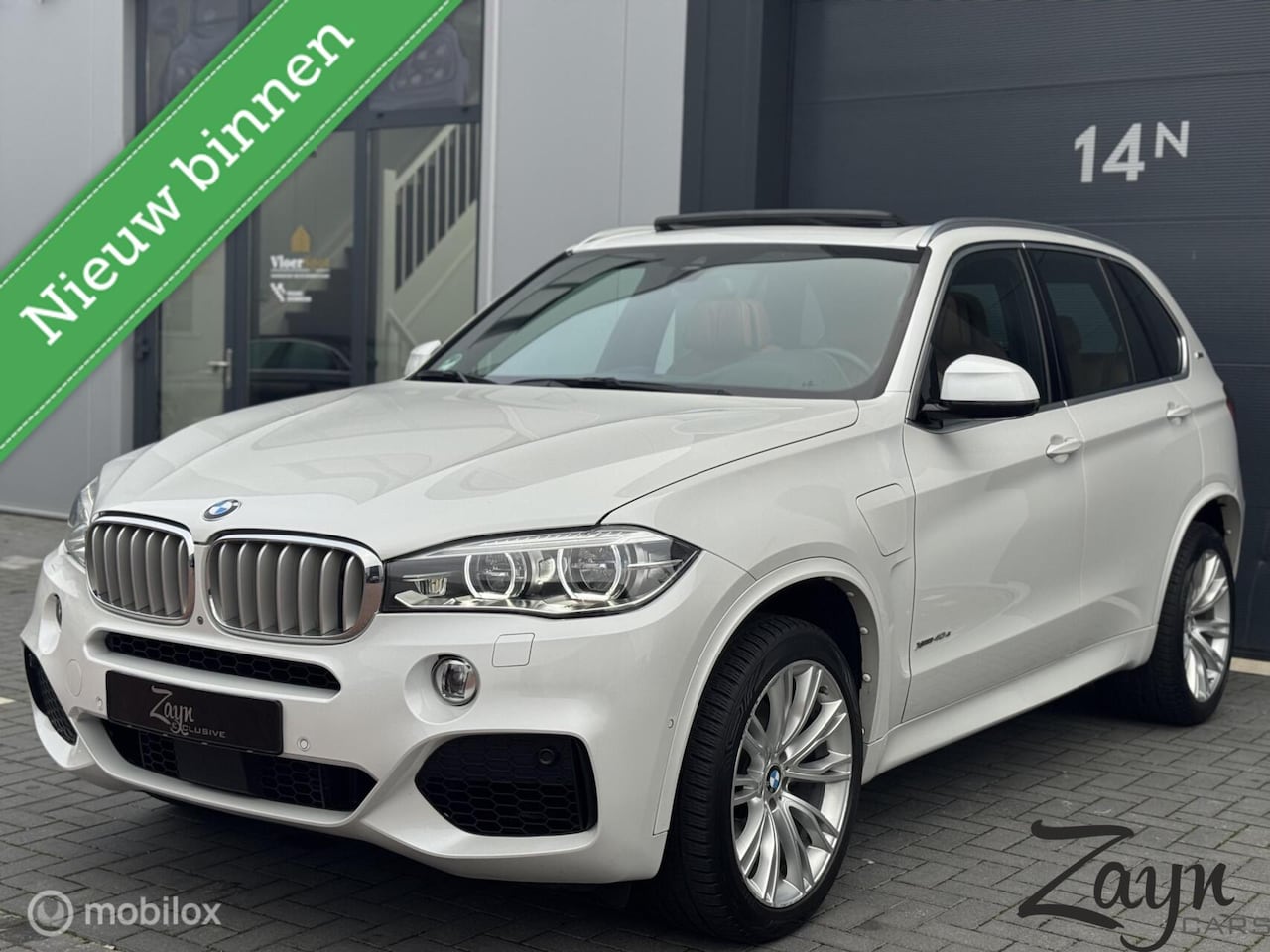 BMW X5 - xDrive40e M-Pakket | Individual | Pano | HUD | B&O - AutoWereld.nl