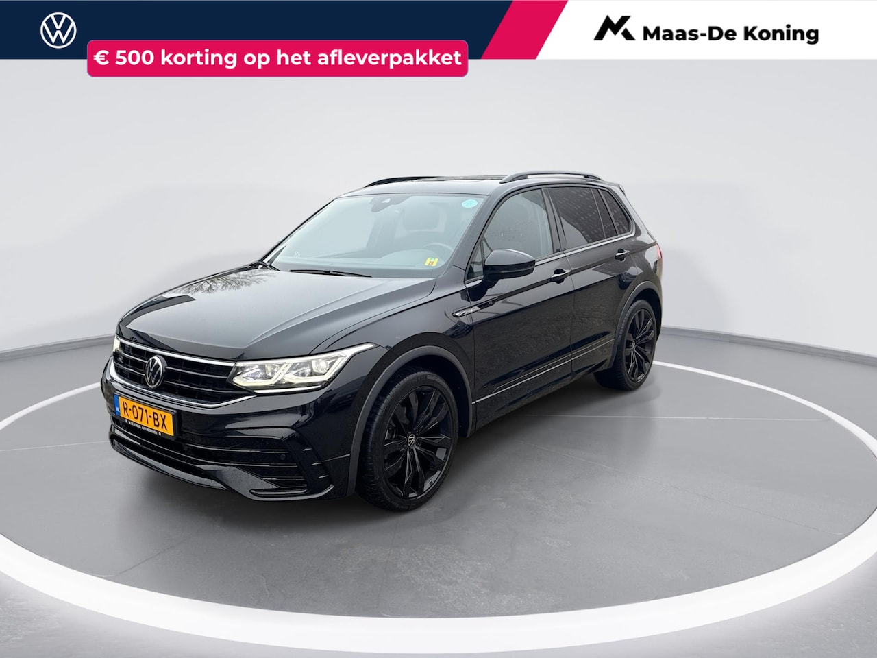 Volkswagen Tiguan - 1.5 TSI 150pk DSG R-Line Business+ · Panoramadak · Camera · 20'' Velgen · LED Matrix verli - AutoWereld.nl