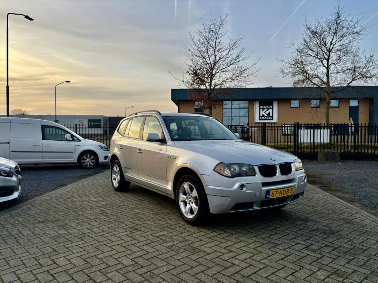 BMW X3 - 2.5i Executive | Automaat | Afn. Trekhaak | 4WD - AutoWereld.nl