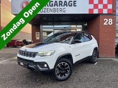 Jeep Compass - 4xe 240 Plug-in Hybrid Electric Trailhawk // LED // KEYLESS // CAMERA+SENSOREN // LEDER //