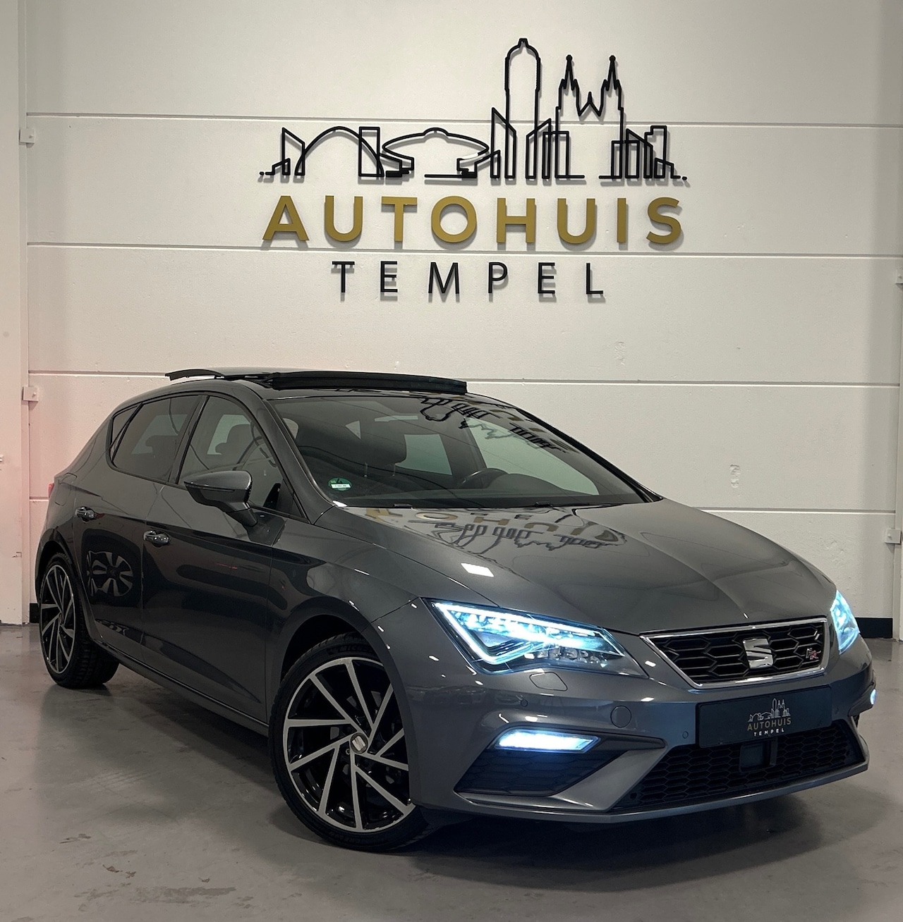 SEAT Leon - 1.4 EcoTSI FR Automaat Pano Keyless Sfeer Camera Climate Led Vol - AutoWereld.nl