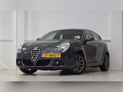 Alfa Romeo Giulietta - 1.4 T Distinctive climate control Cruise control