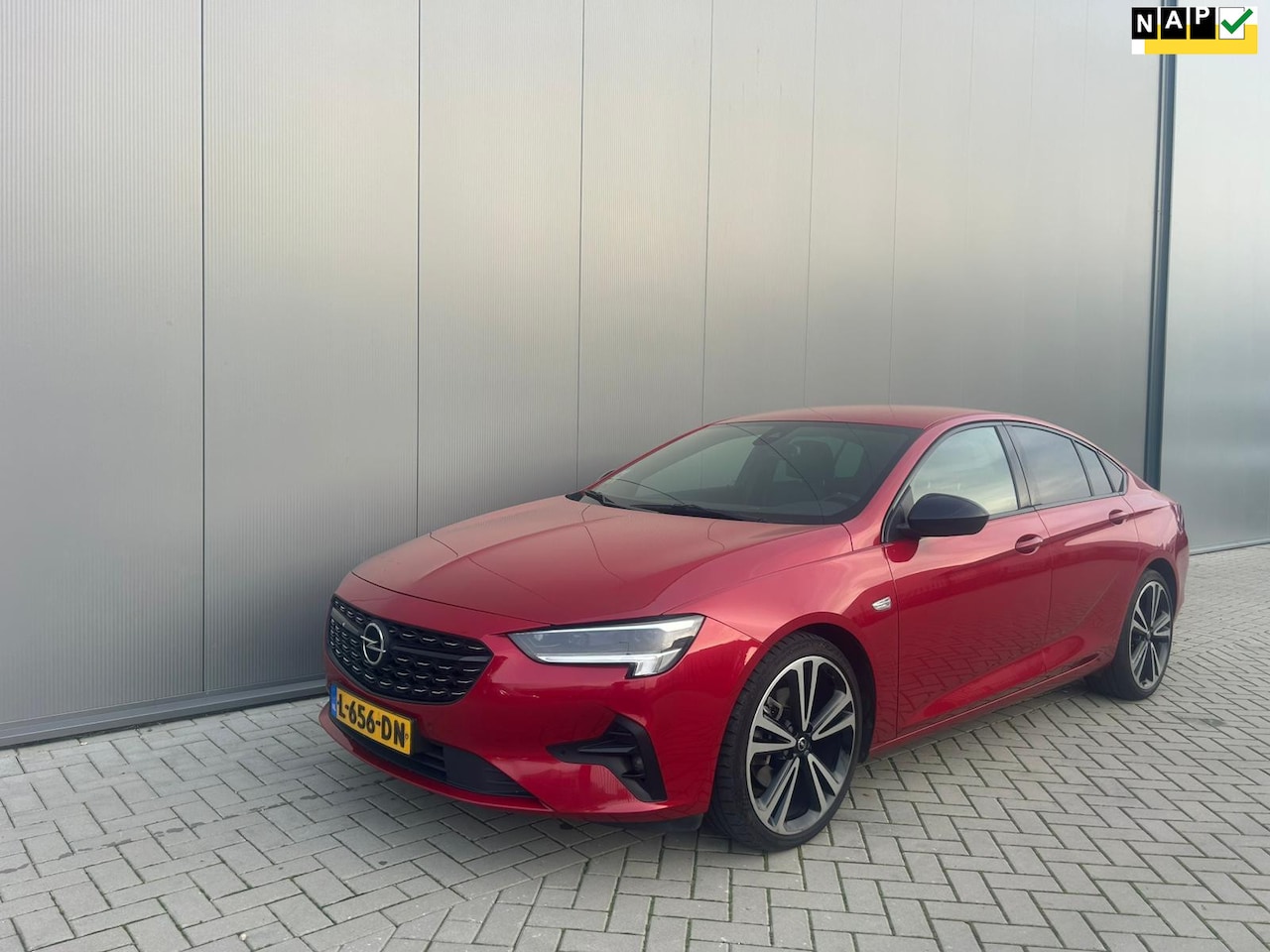 Opel Insignia Grand Sport - 2.0 Turbo Ultimate 2.0 Turbo Ultimate - AutoWereld.nl