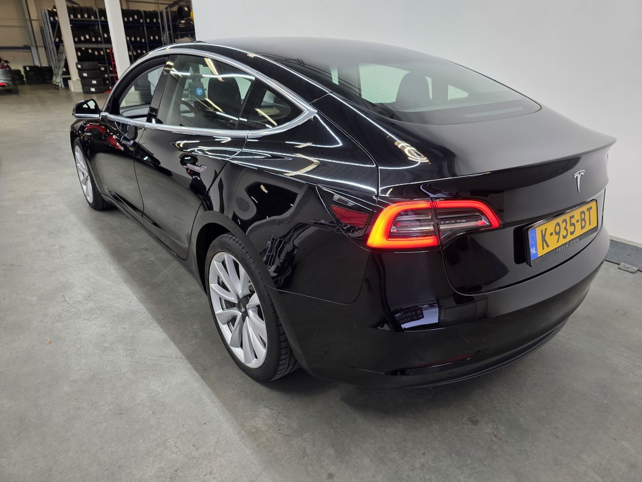 Tesla Model 3 - Standard RWD Plus 60 kWh 19'' velgen, wordt verwacht, keurige auto - AutoWereld.nl