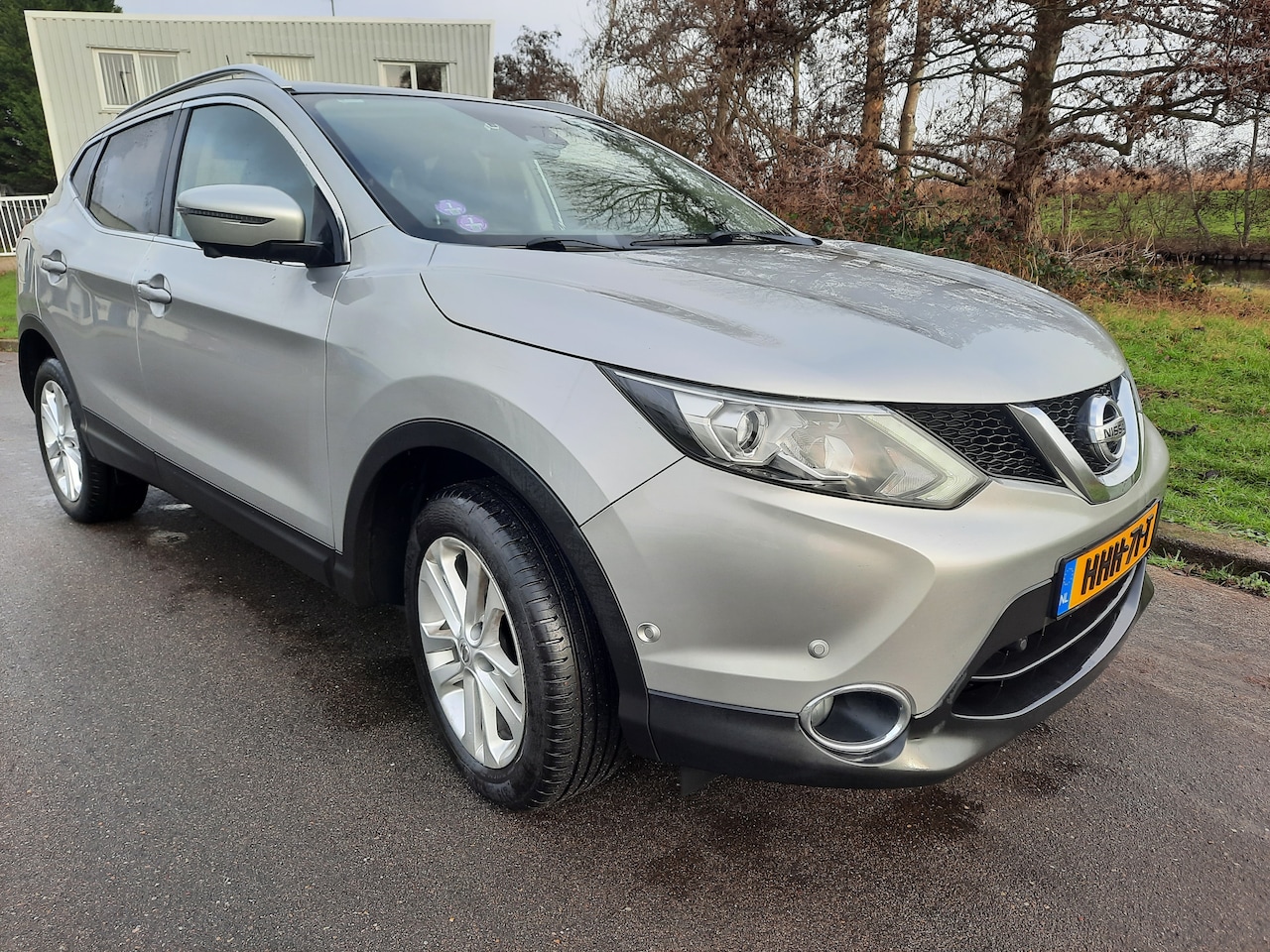 Nissan Qashqai - 1.6 N-Connecta 1.6 Turbo motor = 163 pk meest luxe versie - AutoWereld.nl