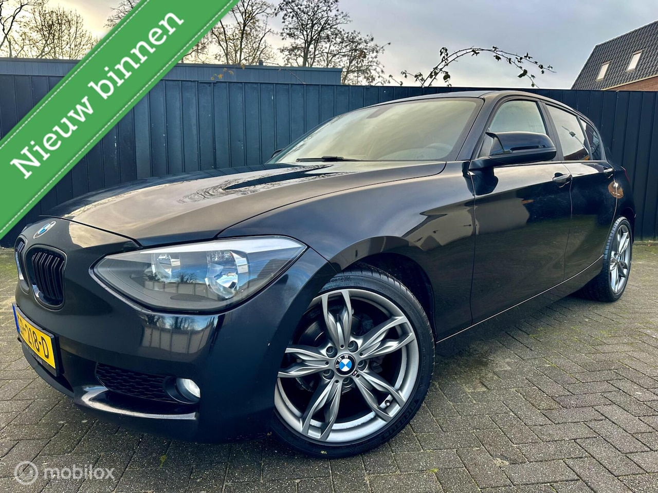 BMW 1-serie - 116i Business+ AUTOMAAT - AutoWereld.nl