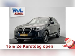 BMW iX3 - Executive 80 kWh * SOH 98% * Pano/dak Trekhaak Camera Origineel NL