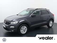 Volkswagen T-Roc - 1.0 TSI Style | 110 PK | Adaptive cruise control | Lane assist | Apple CarPlay / Android A