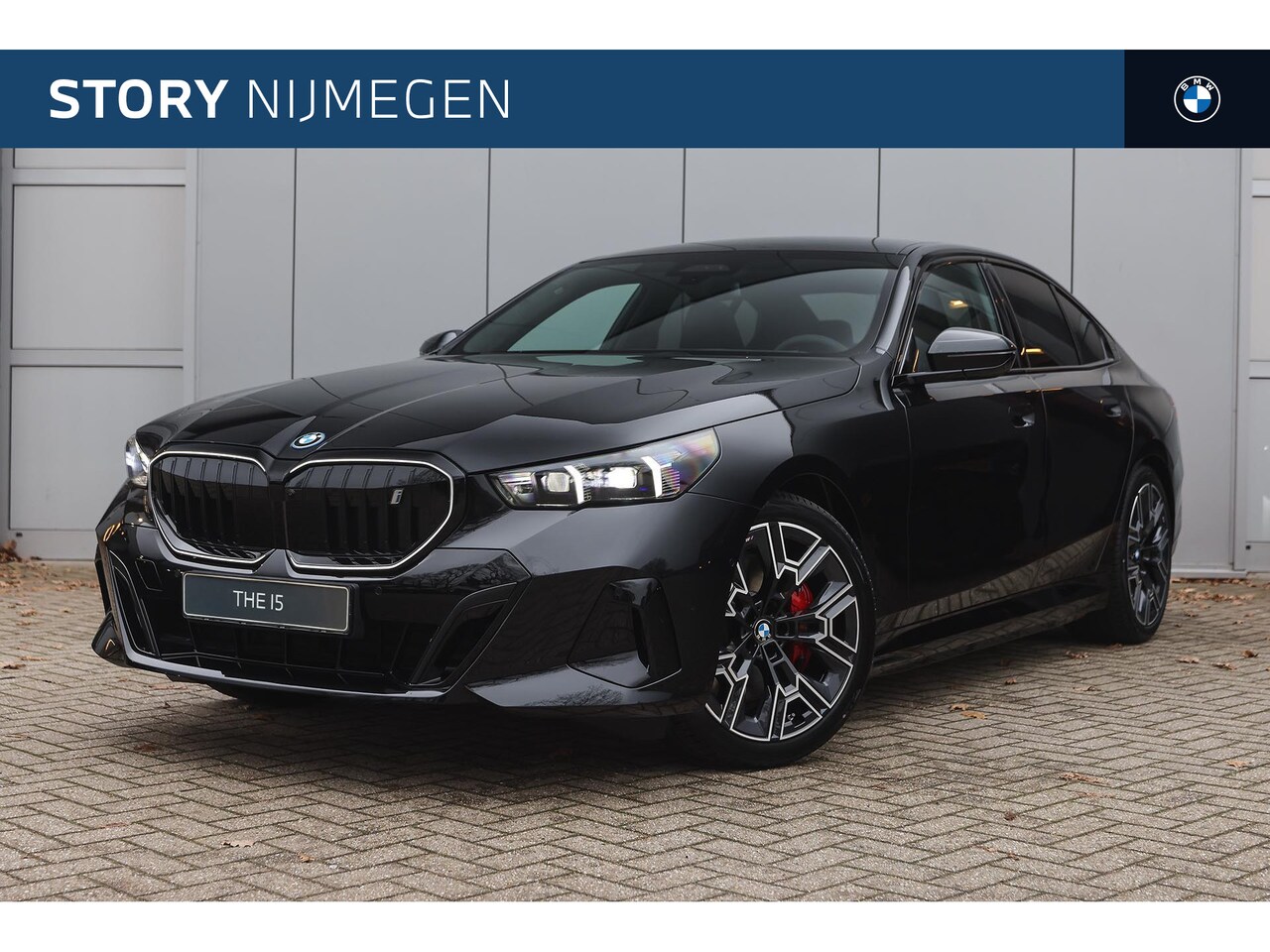 BMW i5 - eDrive40 M Sport / Panoramadak / Stoelventilatie / Parking Assistant Plus / Bowers & Wilki - AutoWereld.nl