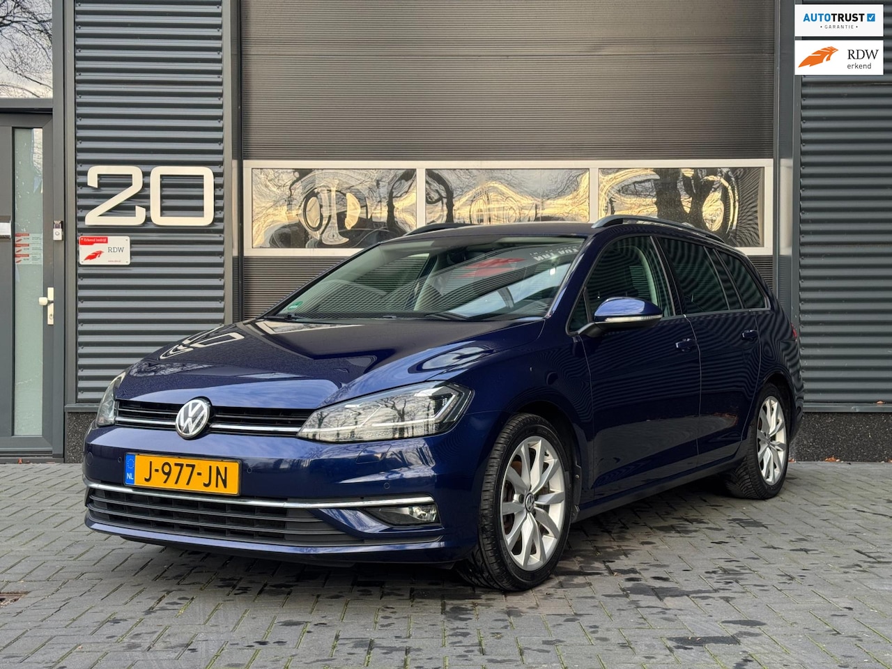 Volkswagen Golf Variant - 7.5 1.4 TSI Highline R-line DSG | MASSAGE | VIRTUAL DASH | STOELVERW | CRUISE | CAMERA | N - AutoWereld.nl
