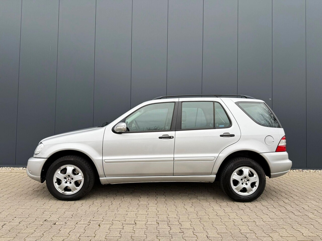 Mercedes-Benz M-klasse - 270 CDI Special Edition trekhaak leder - AutoWereld.nl