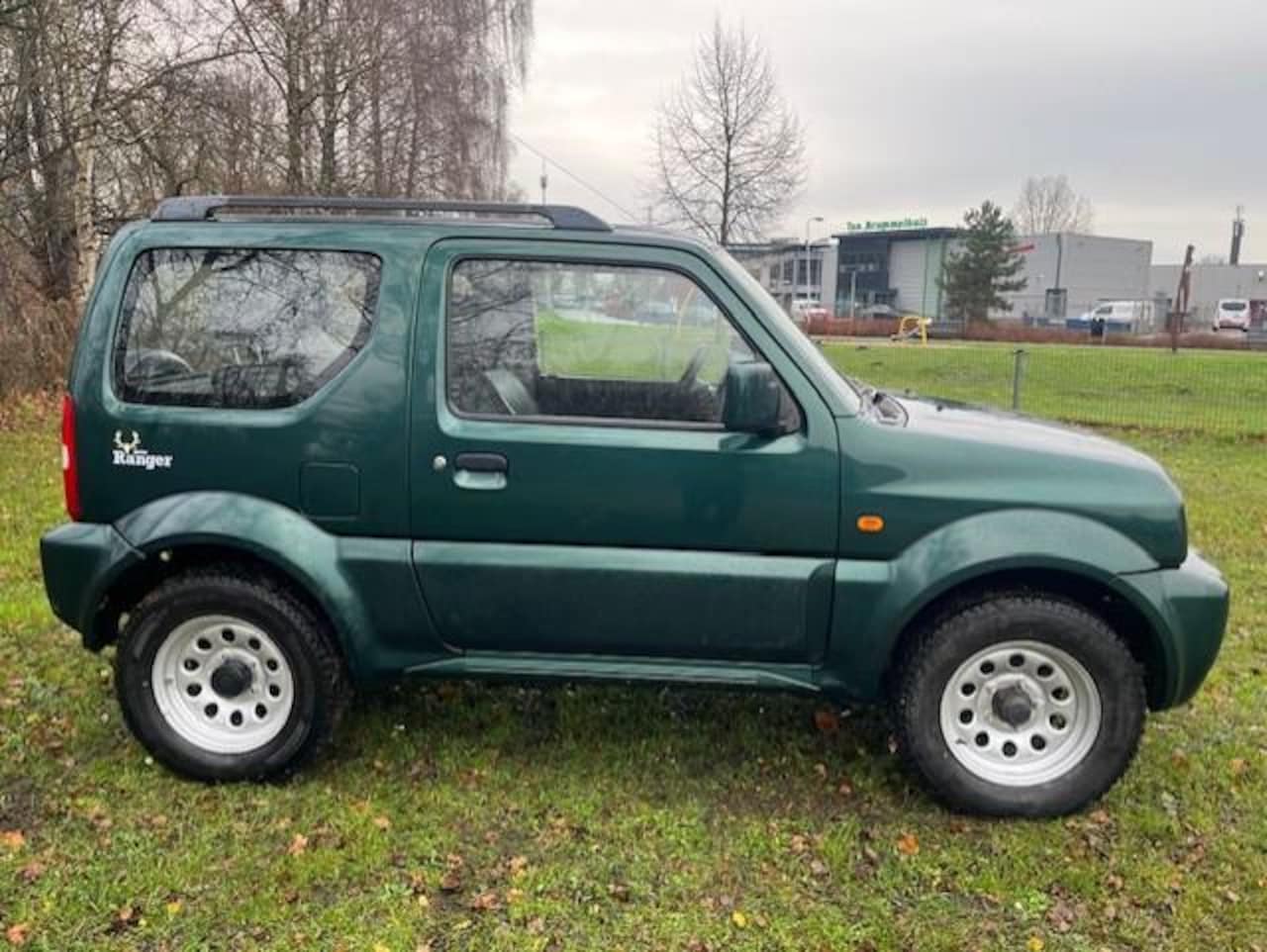 Suzuki Jimny - 1.3 JX RANGER 4XWD/ROESTVRIJ/SERVICE ONDERHOUD/NIEUWE APK/NETTE AUTO! - AutoWereld.nl