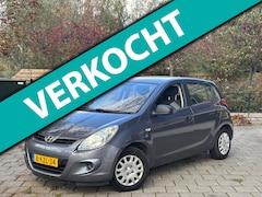 Hyundai i20 - 1.2i Business Edition | Nieuwe APK | Airco | El. Ramen | Rijdt en schakelt heerlijk