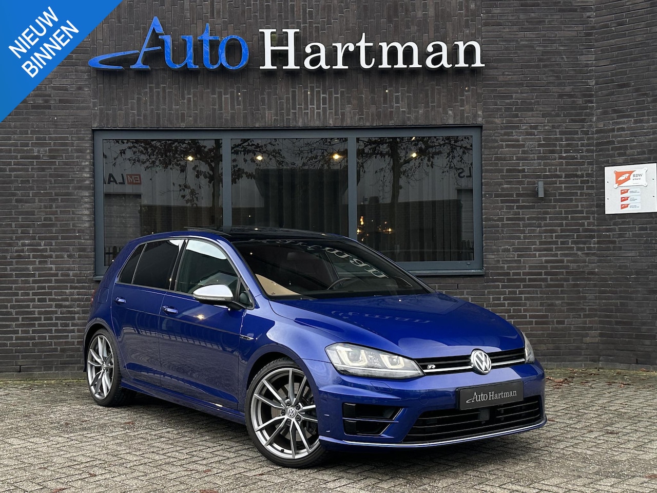 Volkswagen Golf - 2.0 TSI R 4Motion PANO|DYNAUDIO|ACC|MILLTEK - AutoWereld.nl