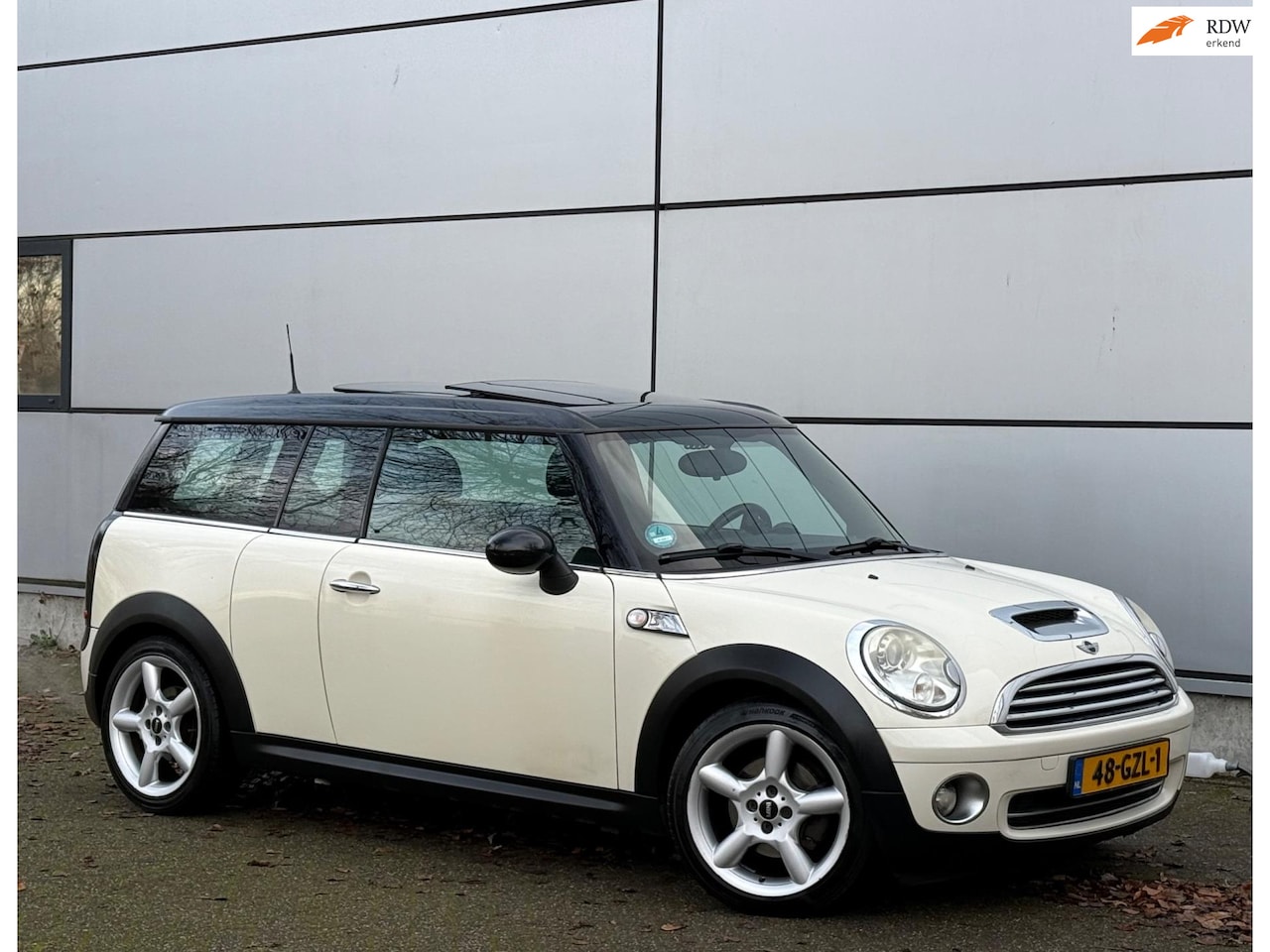 MINI Clubman - Mini S 1.6 Pano |Leder |Xenon |Clima |Cruise |Lmv |Nap |Boekjes - AutoWereld.nl
