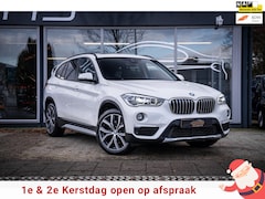 BMW X1 - SDrive20i Orange Edition III|Trekhaak|Pano|LED|Ambiance|Camera