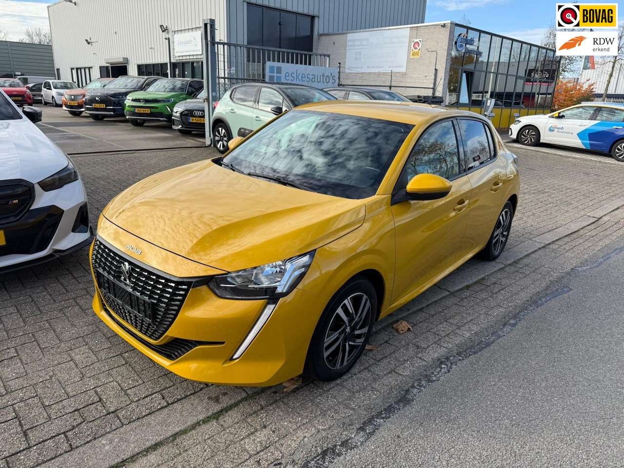 Peugeot 208 - 1.2 PureTech Allure 1.2 PureTech Allure 100PK, Navi, 12 mnd garantie - AutoWereld.nl