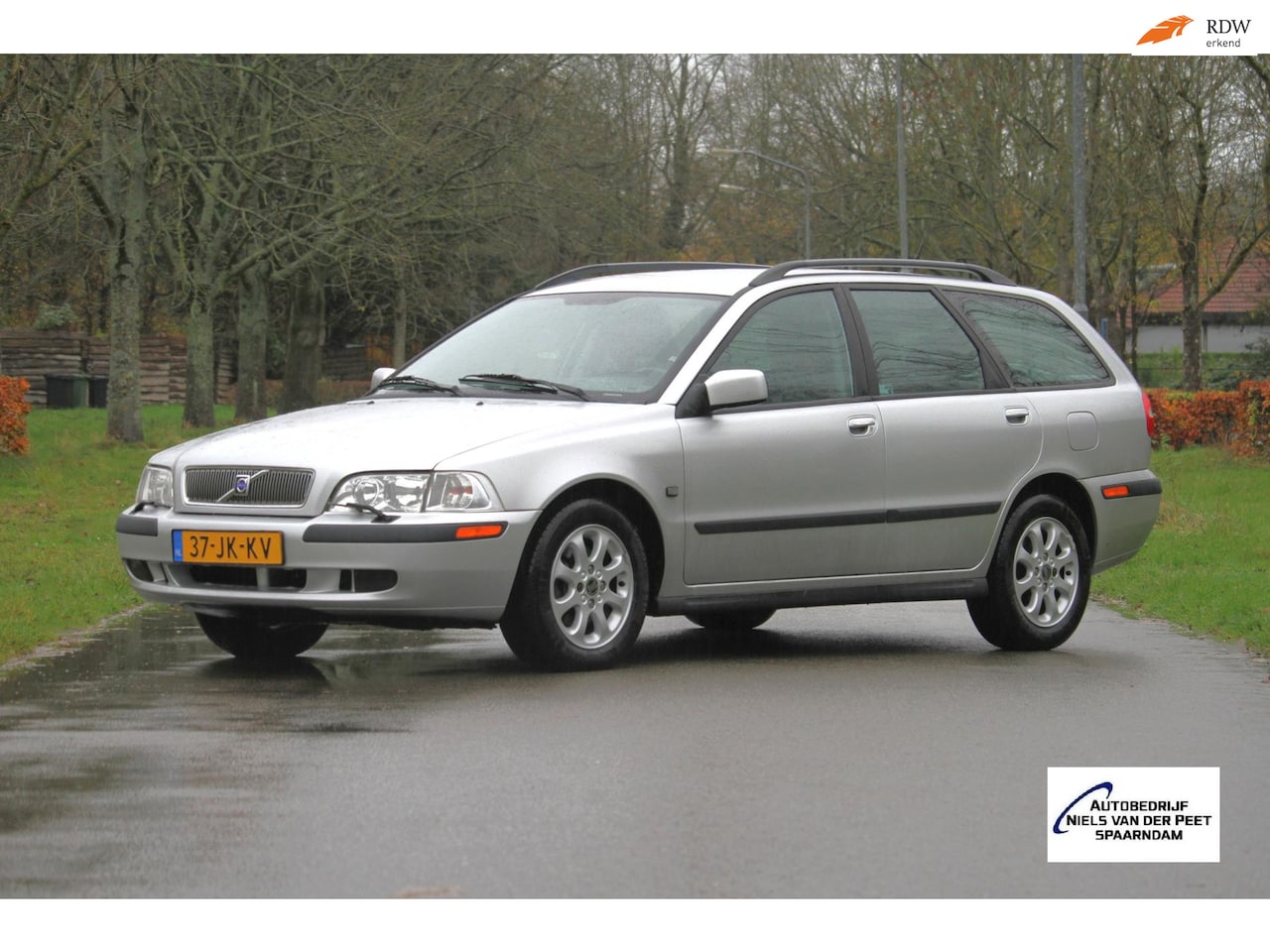 Volvo V40 - 1.8 Europa Elegance / Slechts 108.873 km. / Youngtimer / Airco / Stoelverwarming / enz. - AutoWereld.nl
